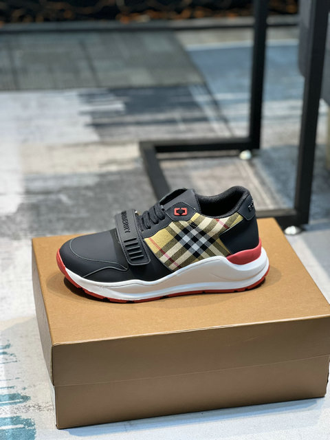 men Burberry shoes-375